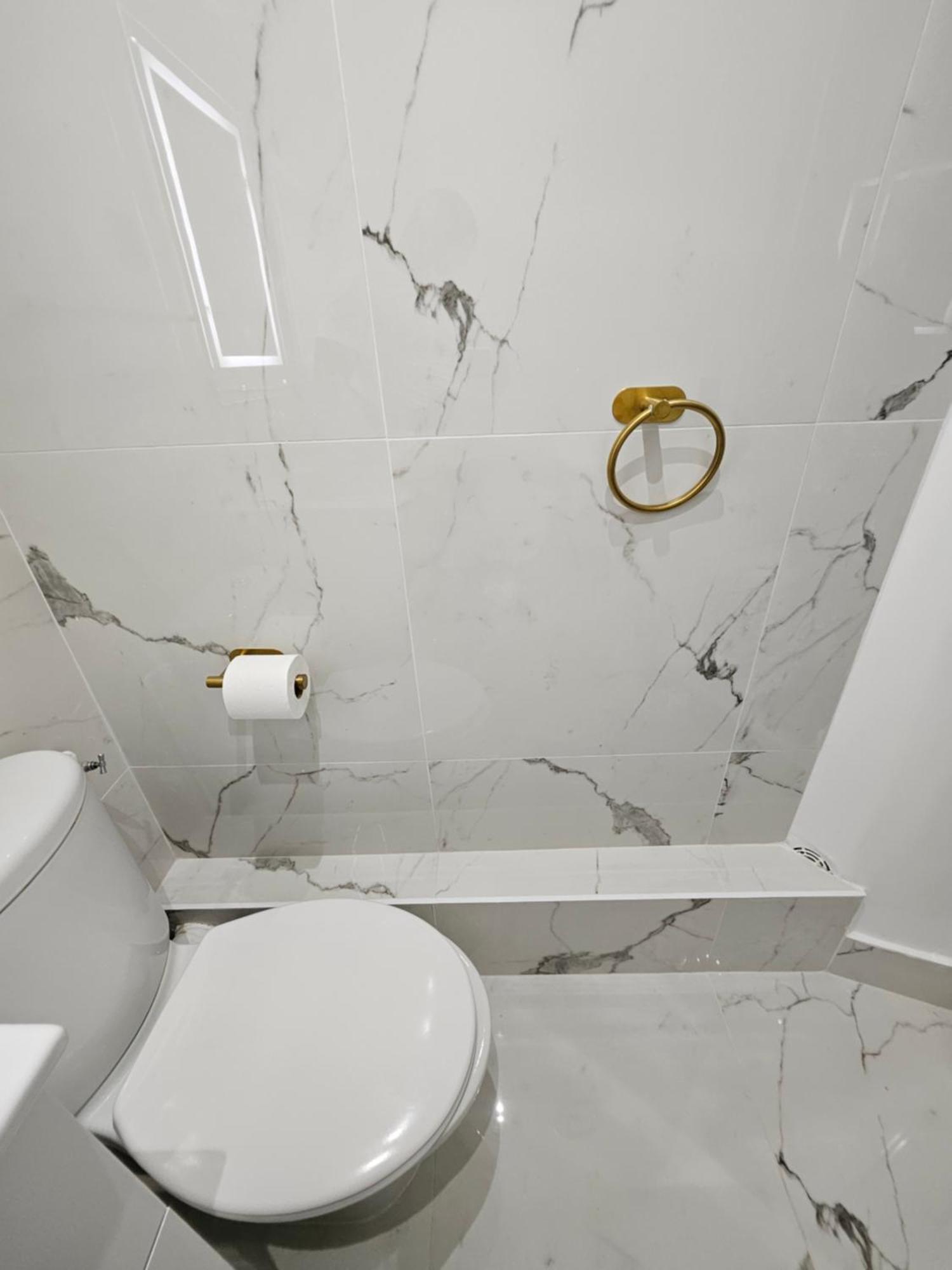 Entier , 2 Accommodatie bij particulieren